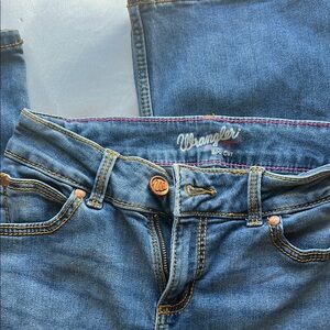 1/2 X 32 Wrangler Women's Classic Blue Boot Cut Jeans